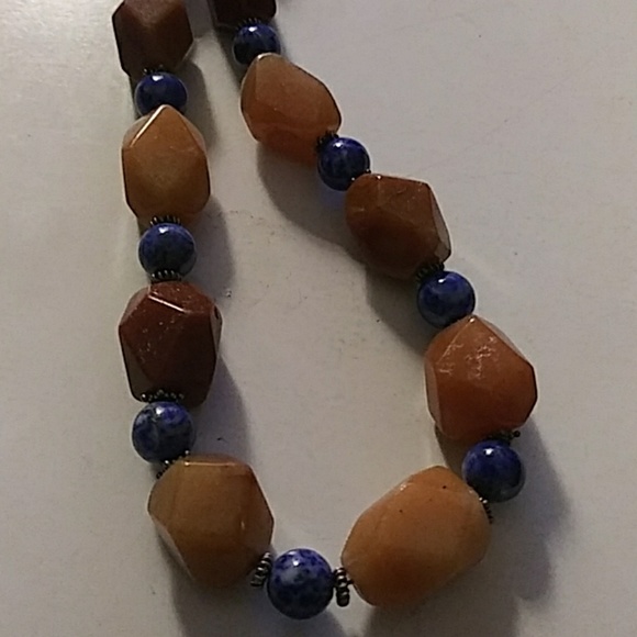 Fashion Necklace - Picture 2 of 4